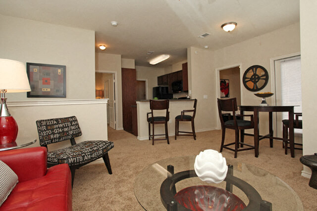 Canyon Springs Apartment Homes Image 6