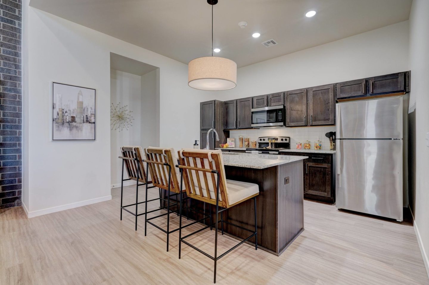 The Encore Apartments Image 1