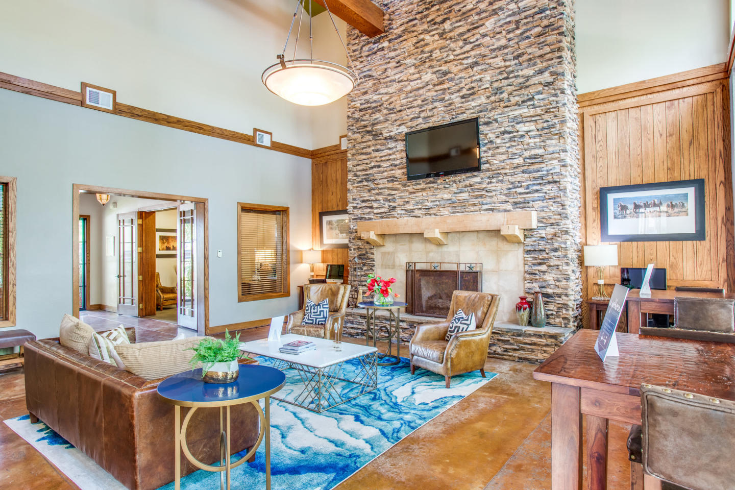 The Lodge at Spring Shadows Image 11