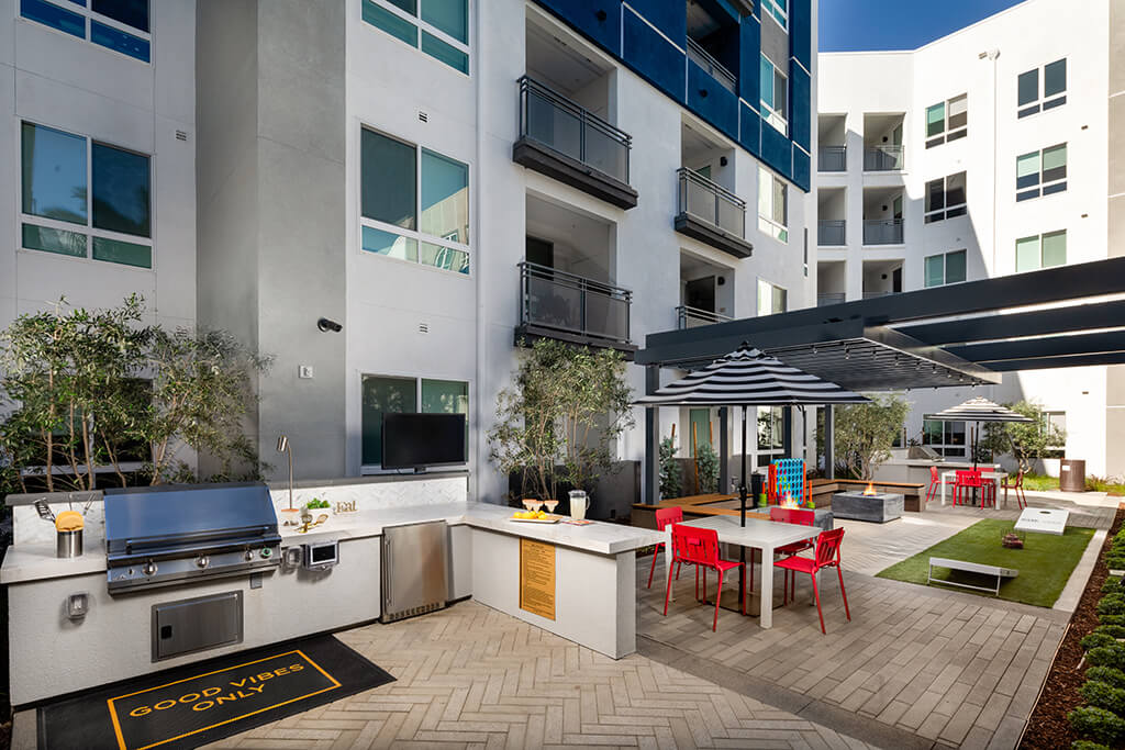 Chroma Apartment Homes Image 10