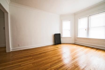 1448 W 83rd Image 3