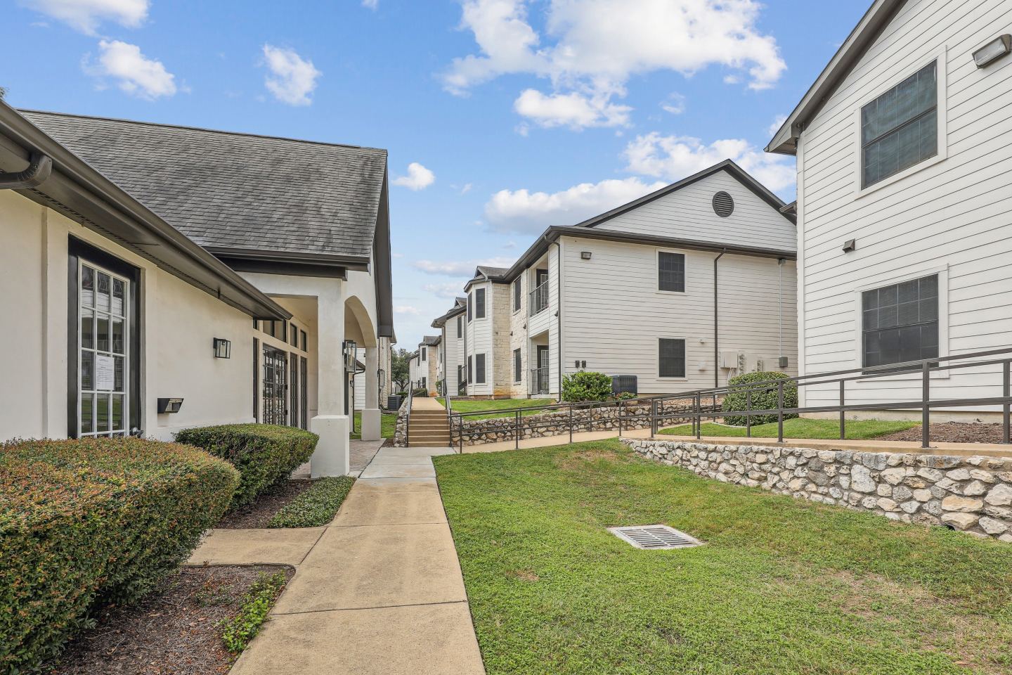 SoCo Apartments Image 1