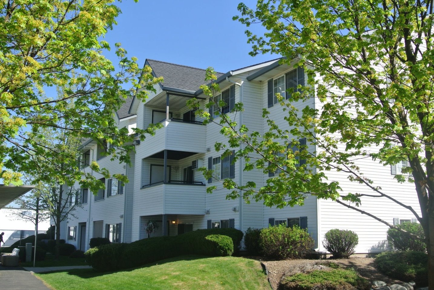 Farr Court Apartments Image 1