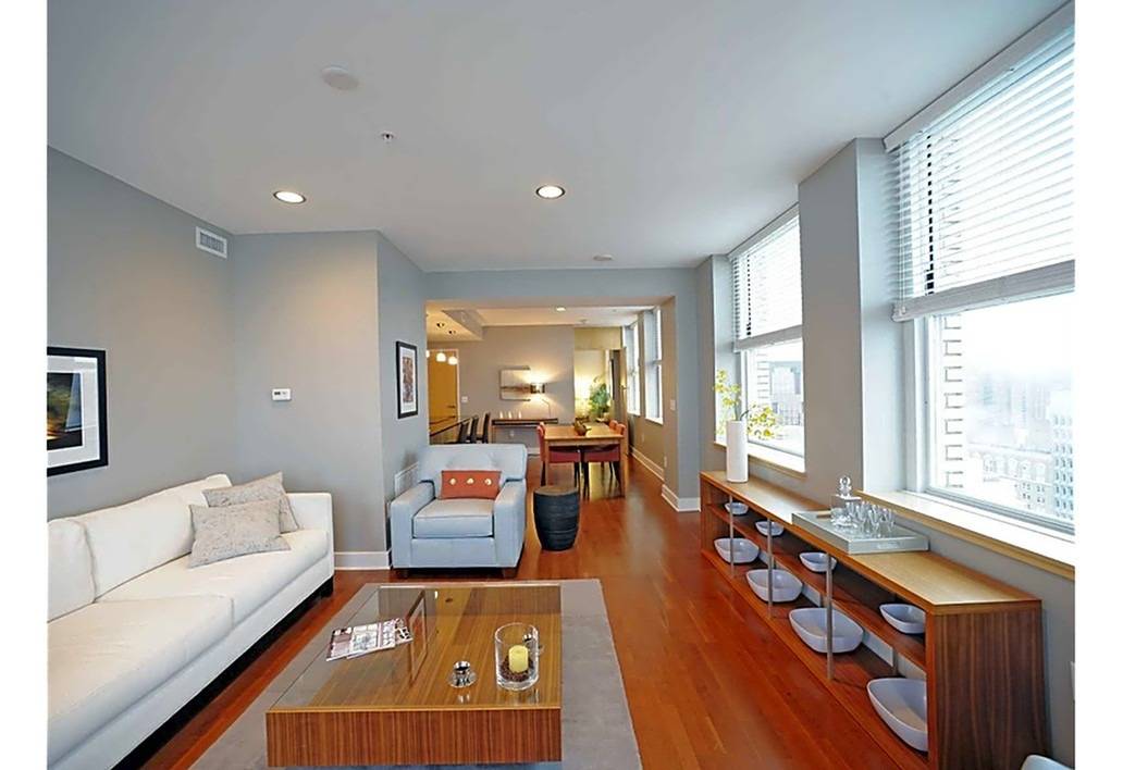909 Walnut Image 23