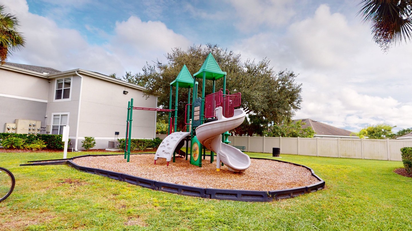 Madalyn Landing Image 37