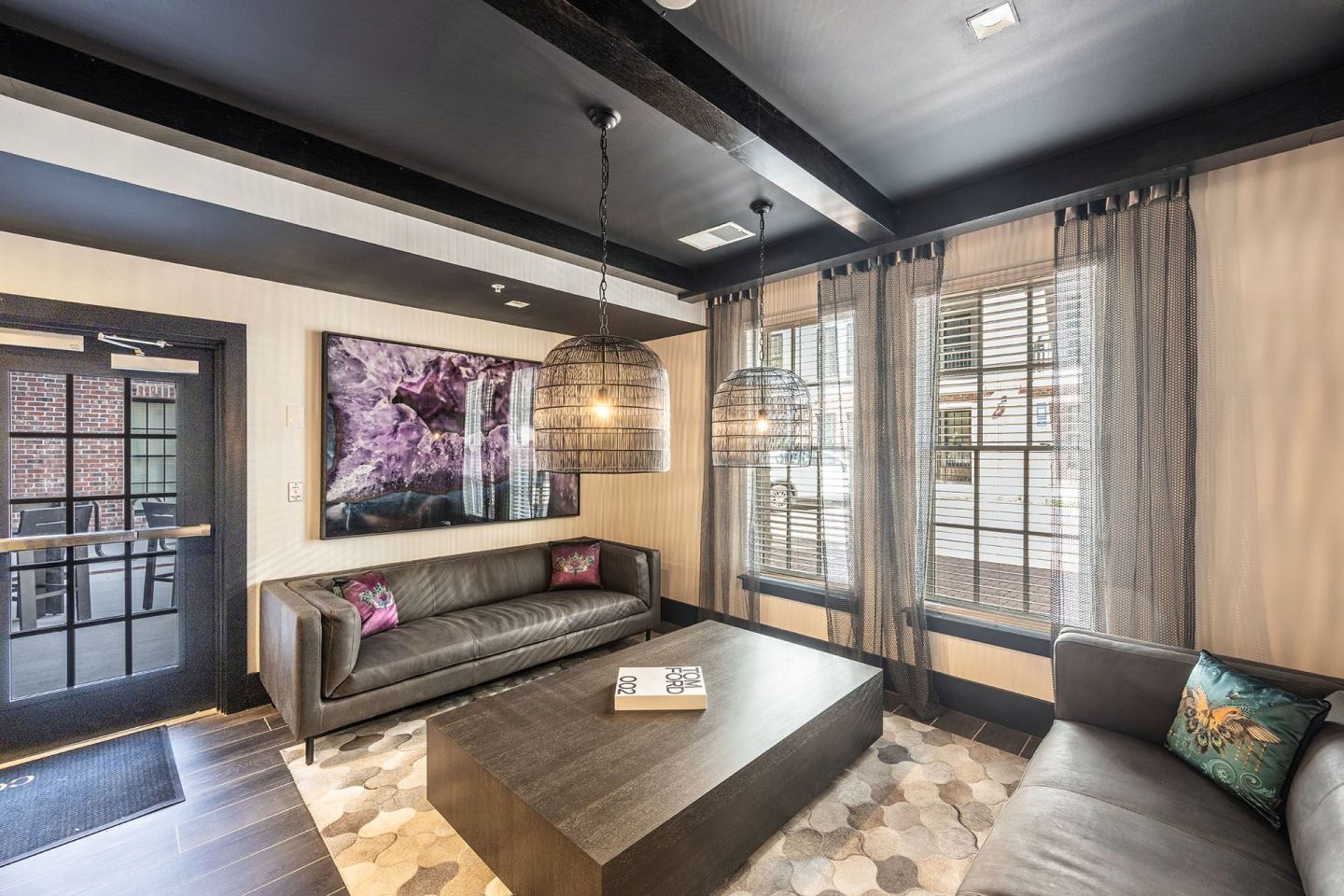 Capital Collective Luxury Apartments Image 21