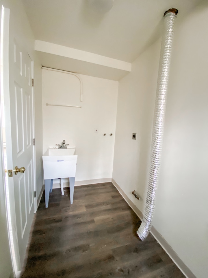 Evergreen Village Apartments & Townhomes Image 8