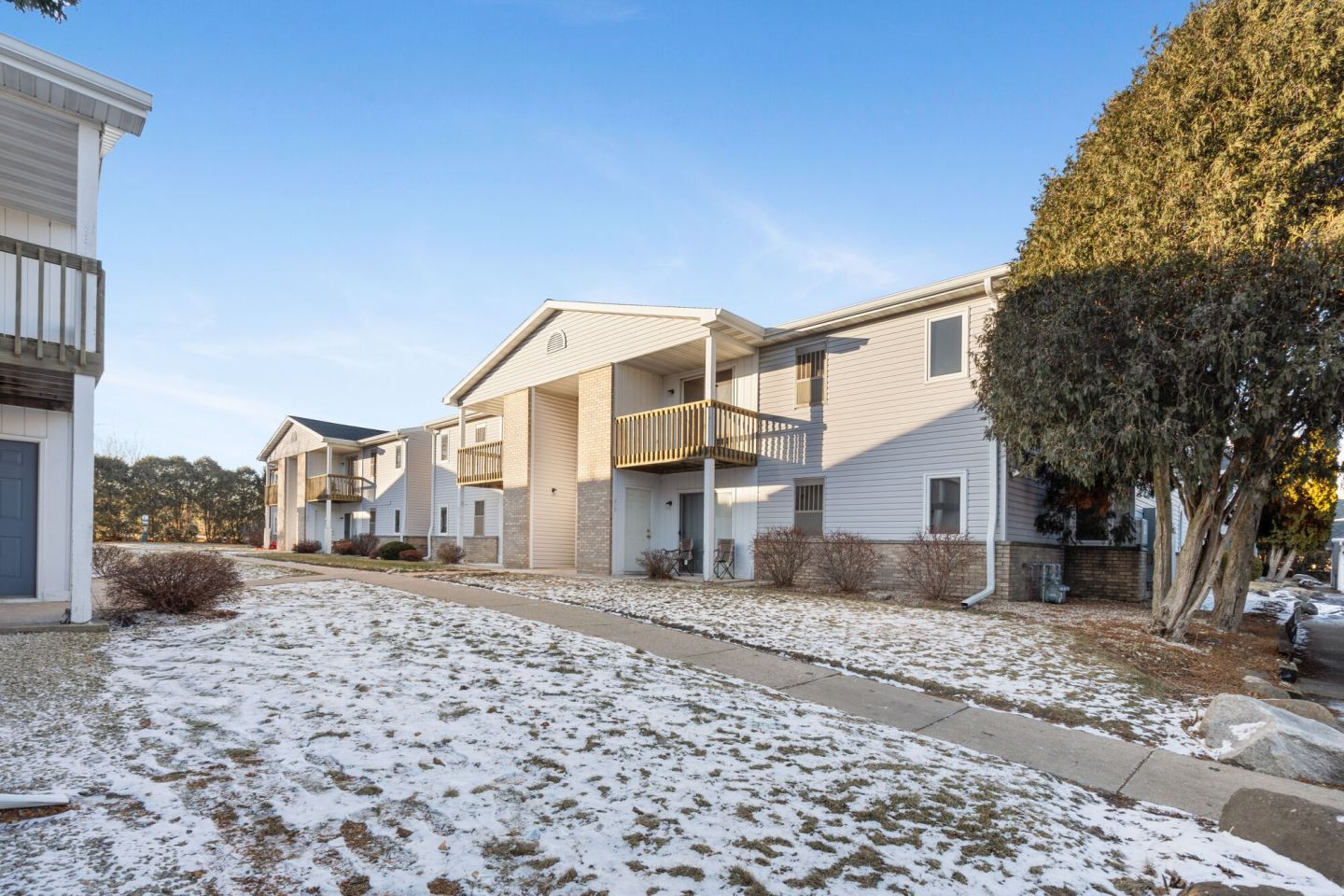 West Court Apartments Image 1