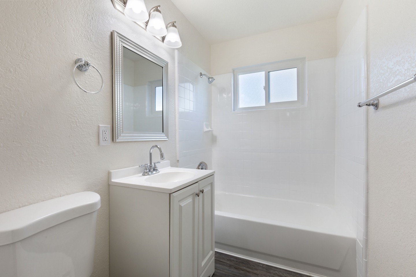 Glenbrook Luxury Apartments Image 9