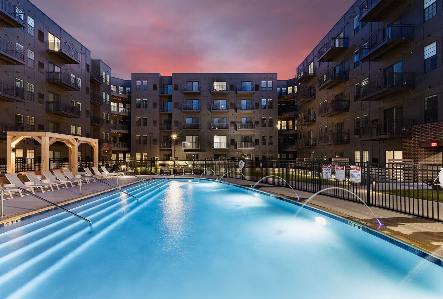 Metro 19 Apartments Image 37