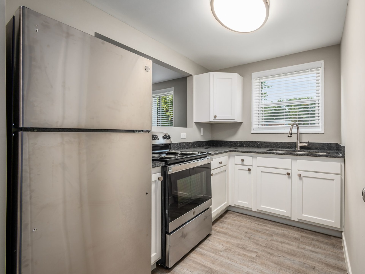 Columbus Park Apartments Image 1