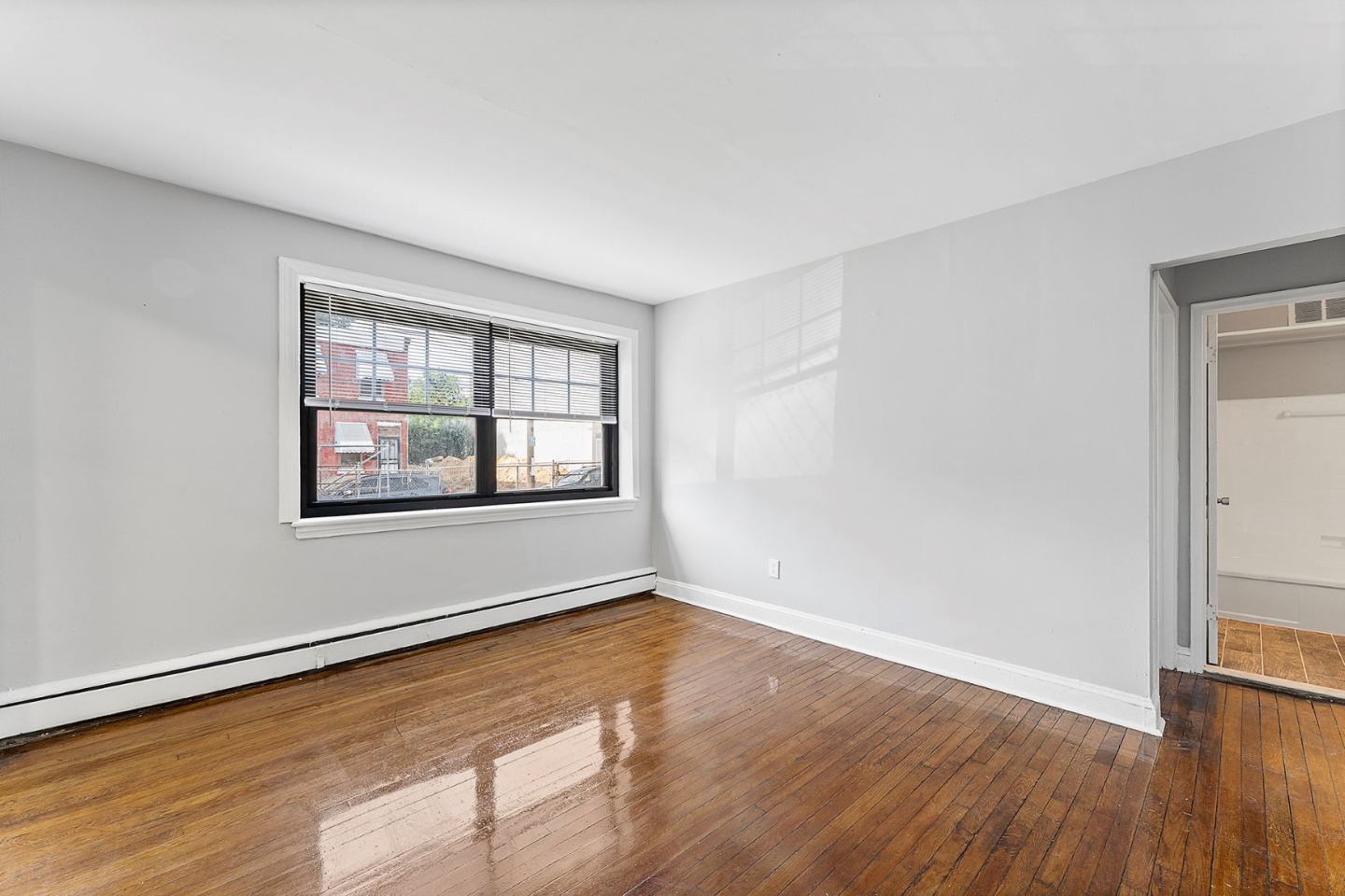 Girard court Image 4