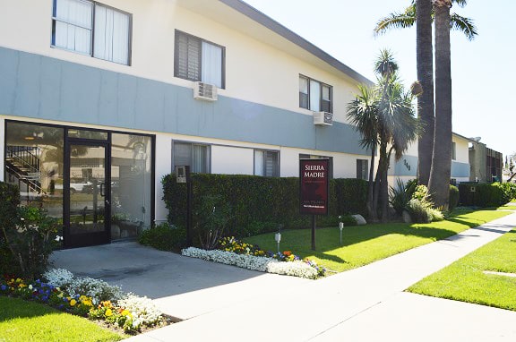 Sierra Madre Apartments Image 13