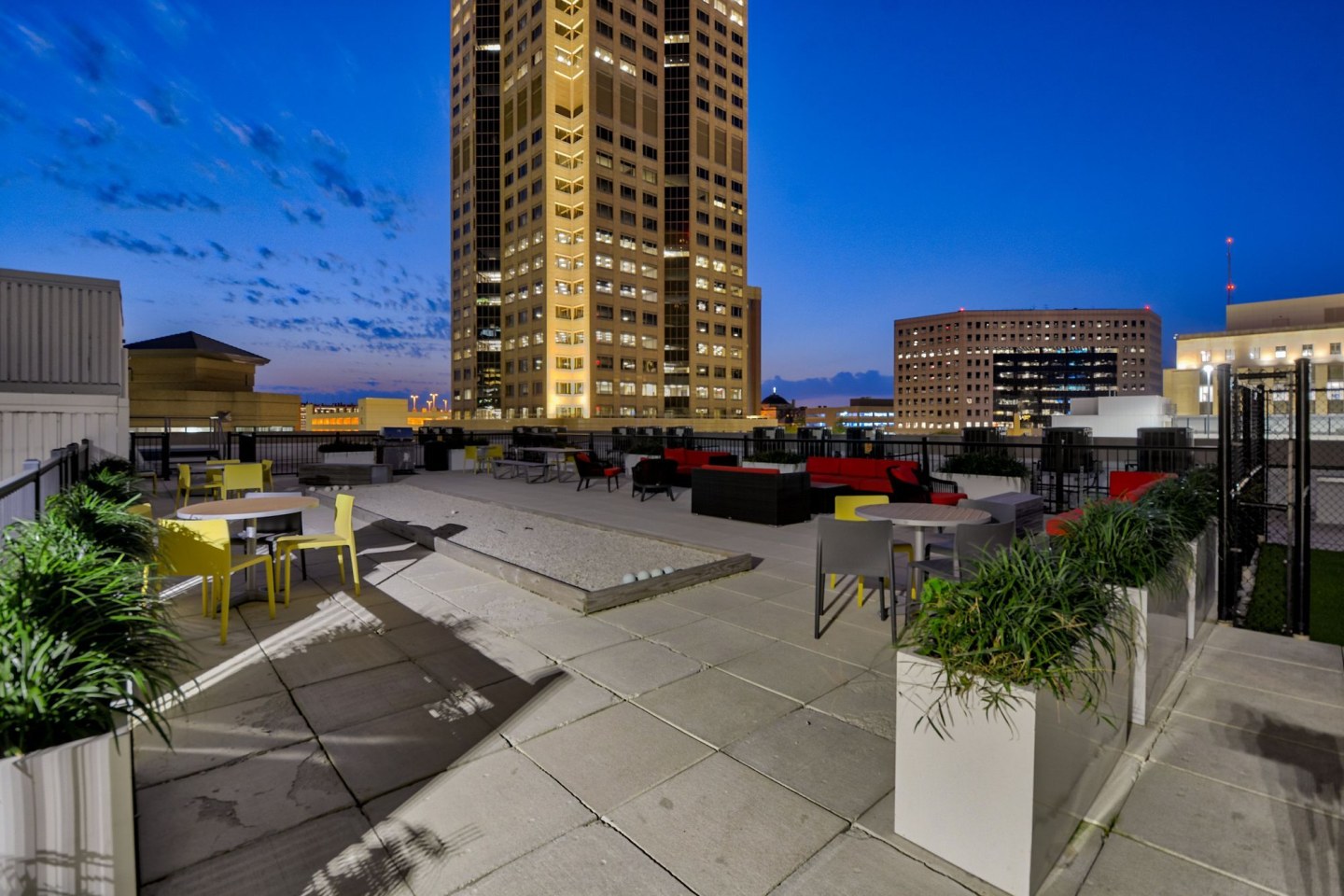R & T Lofts Image 24