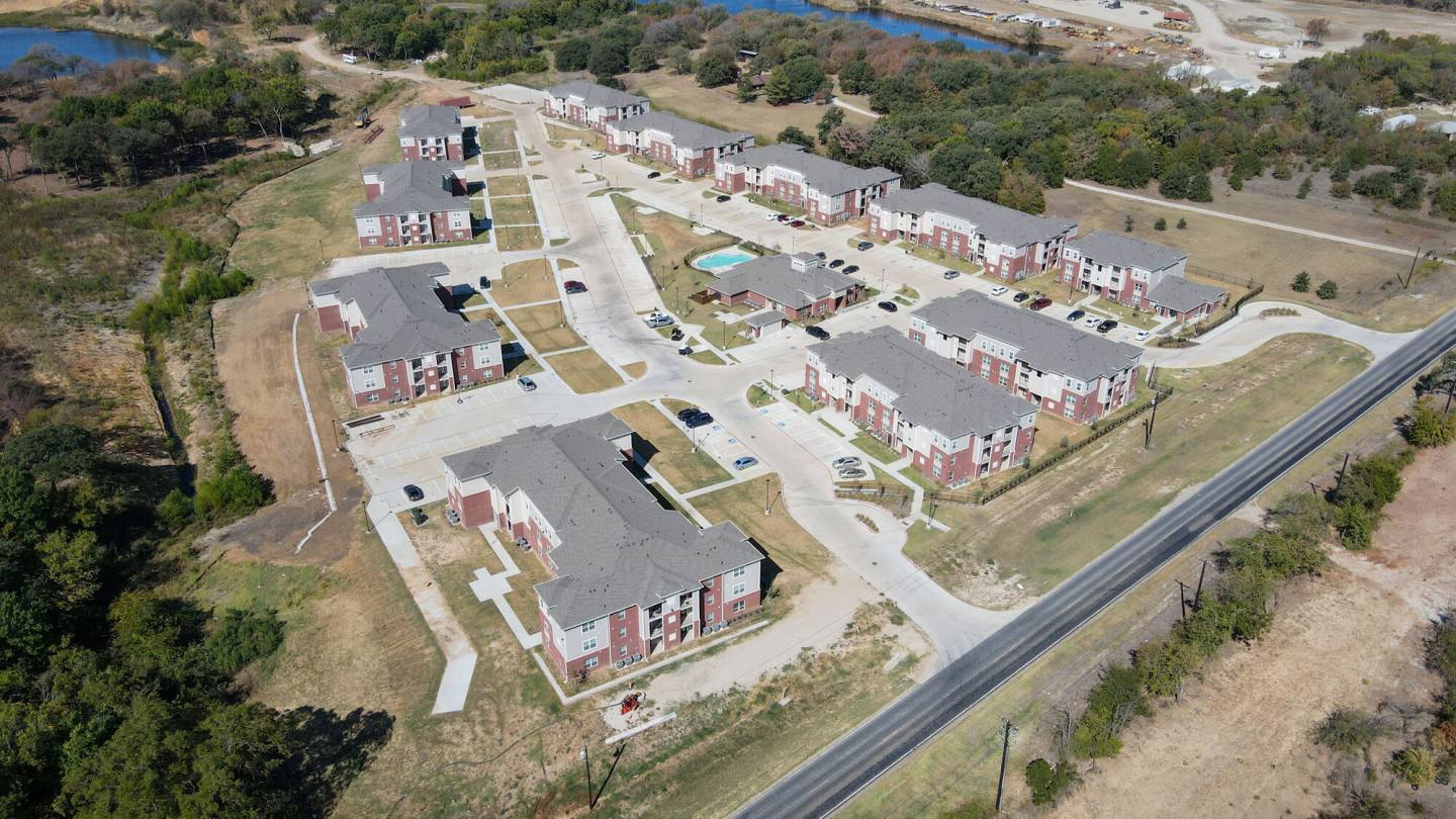 EMLI at Pecan Creek - Affordable Housing Image 15