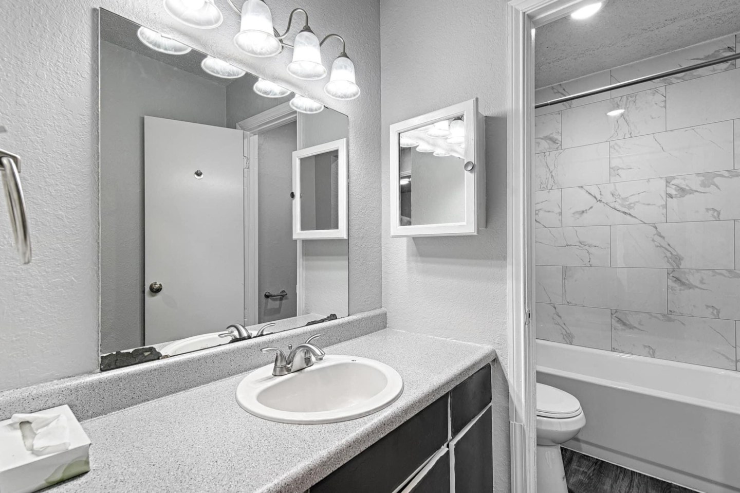 Shady Oaks Apartment Homes Image 10