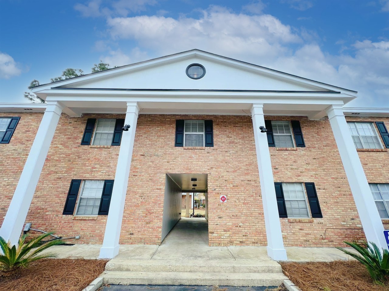 Colony House Image 9