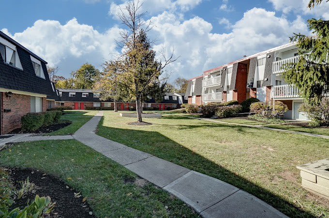 Finneytown Apartments and Townhomes Image 45