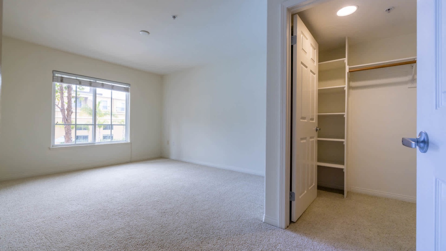 Westside Apartments Image 18