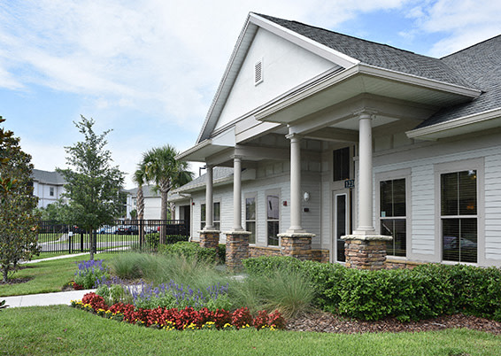 Arbours at Crown Point Image 1