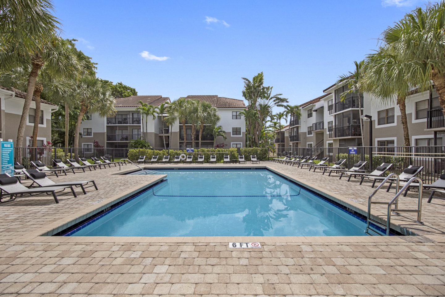 Alvista Hollywood Image 32