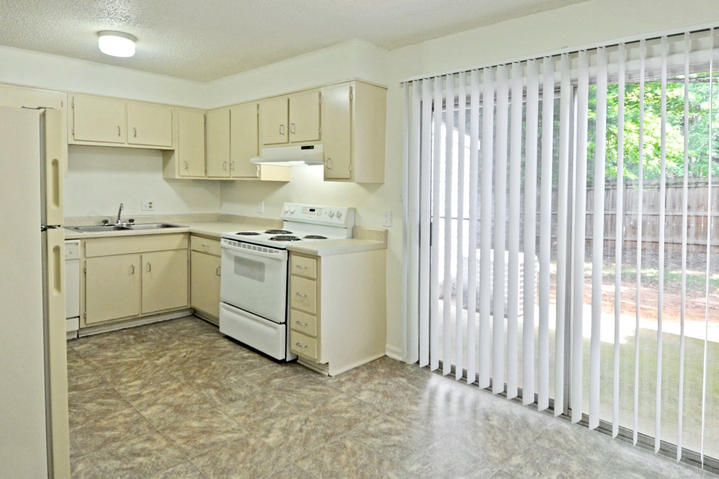 Countryside Villa Image 5