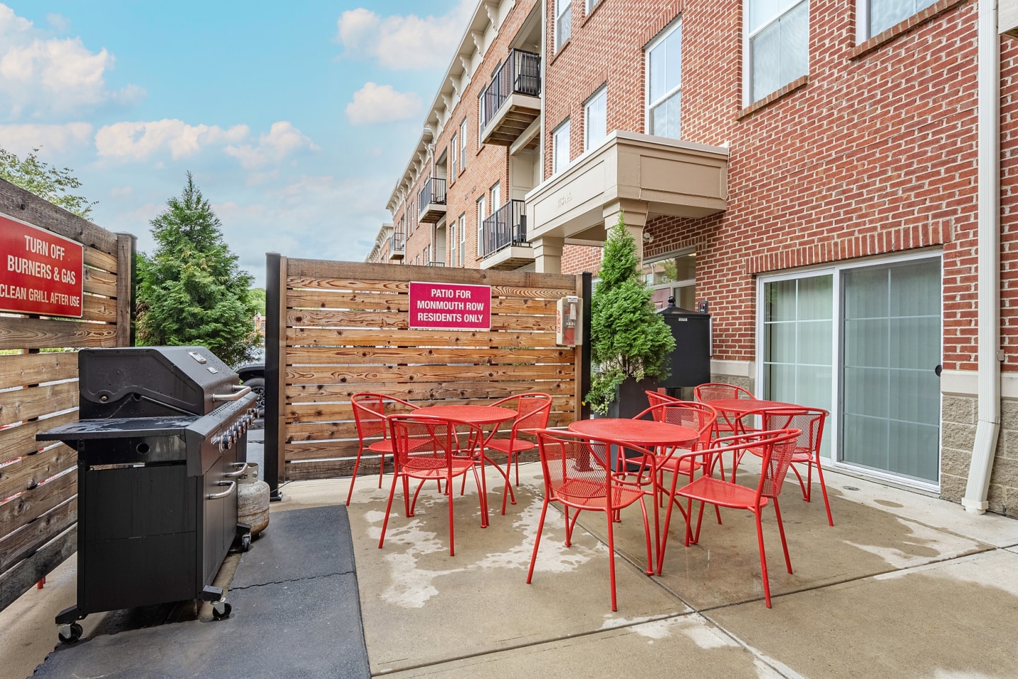 Monmouth Row Apartments Image 23
