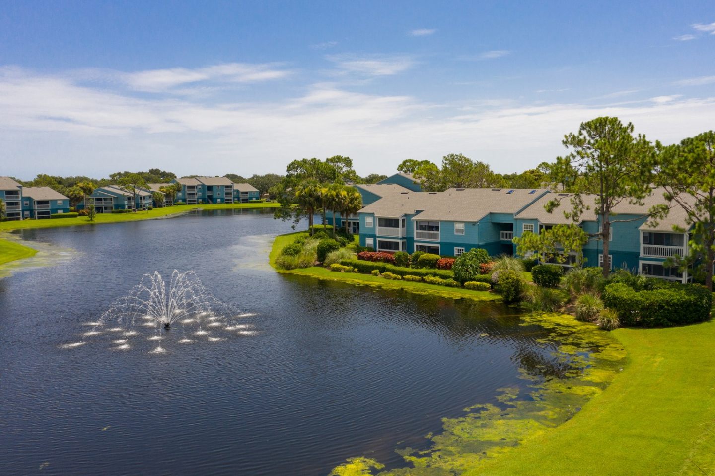 The Savannahs at James Landing Apartments Image 2