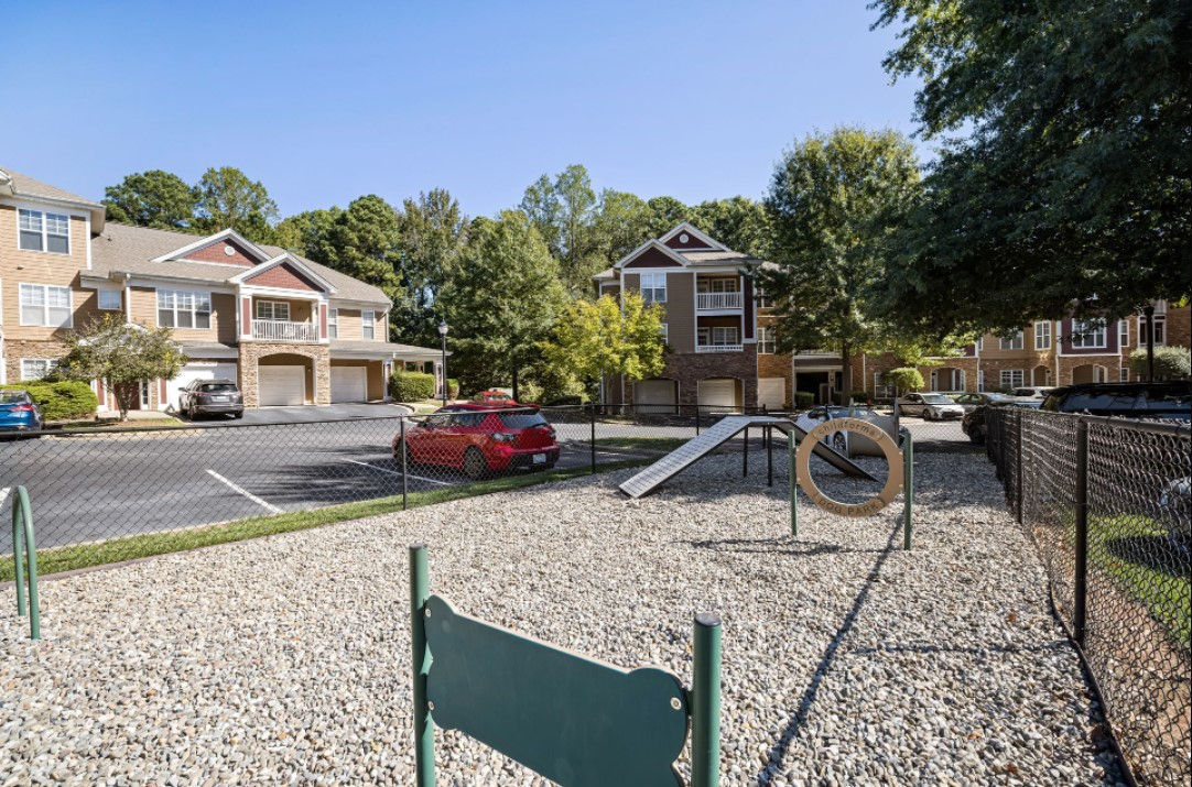 Park at Crossroads Image 15