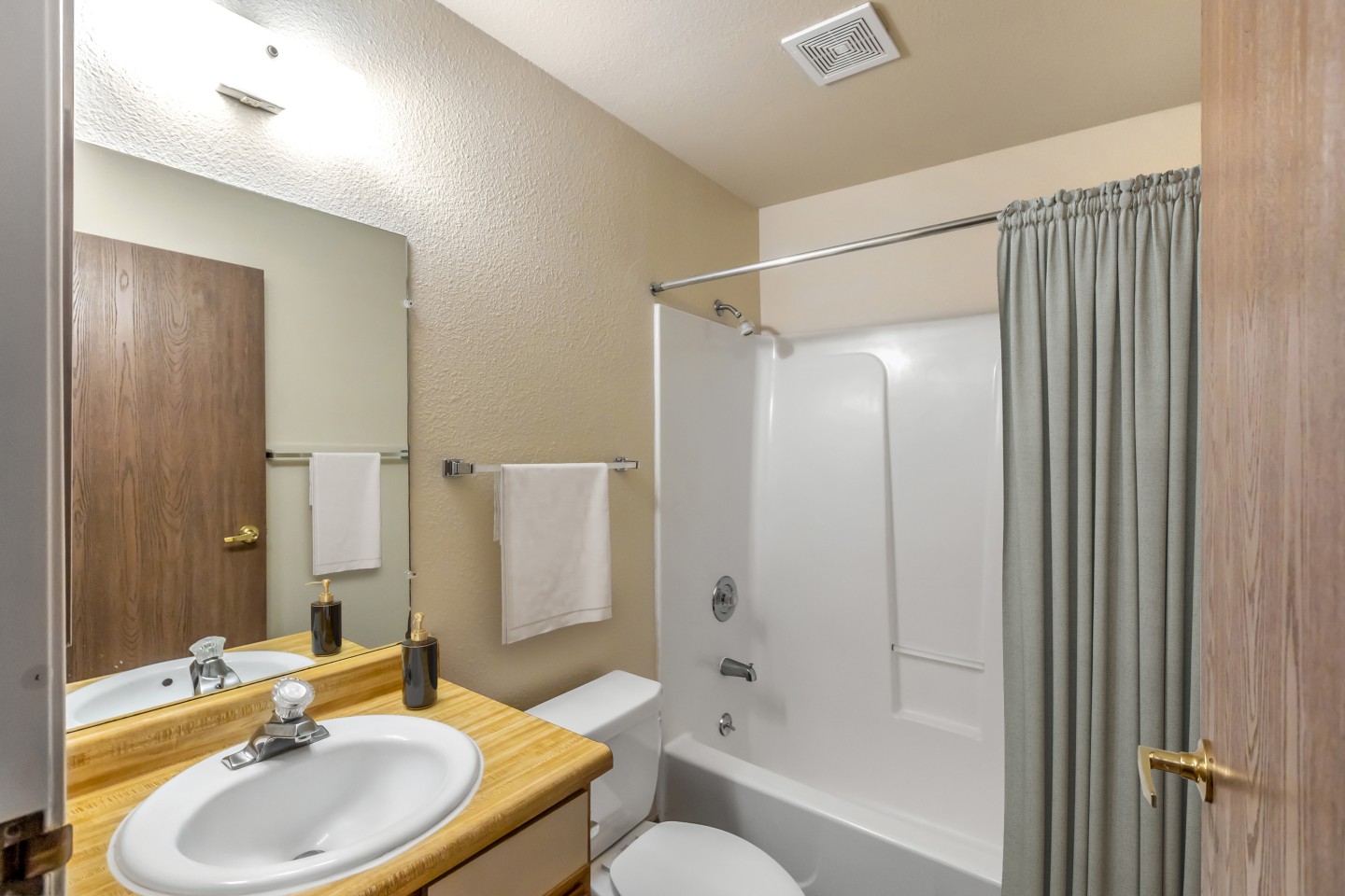 Sierra Sage Apartments Image 7