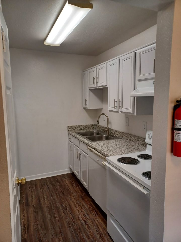 74 Lyerly Place Apartments Image 3