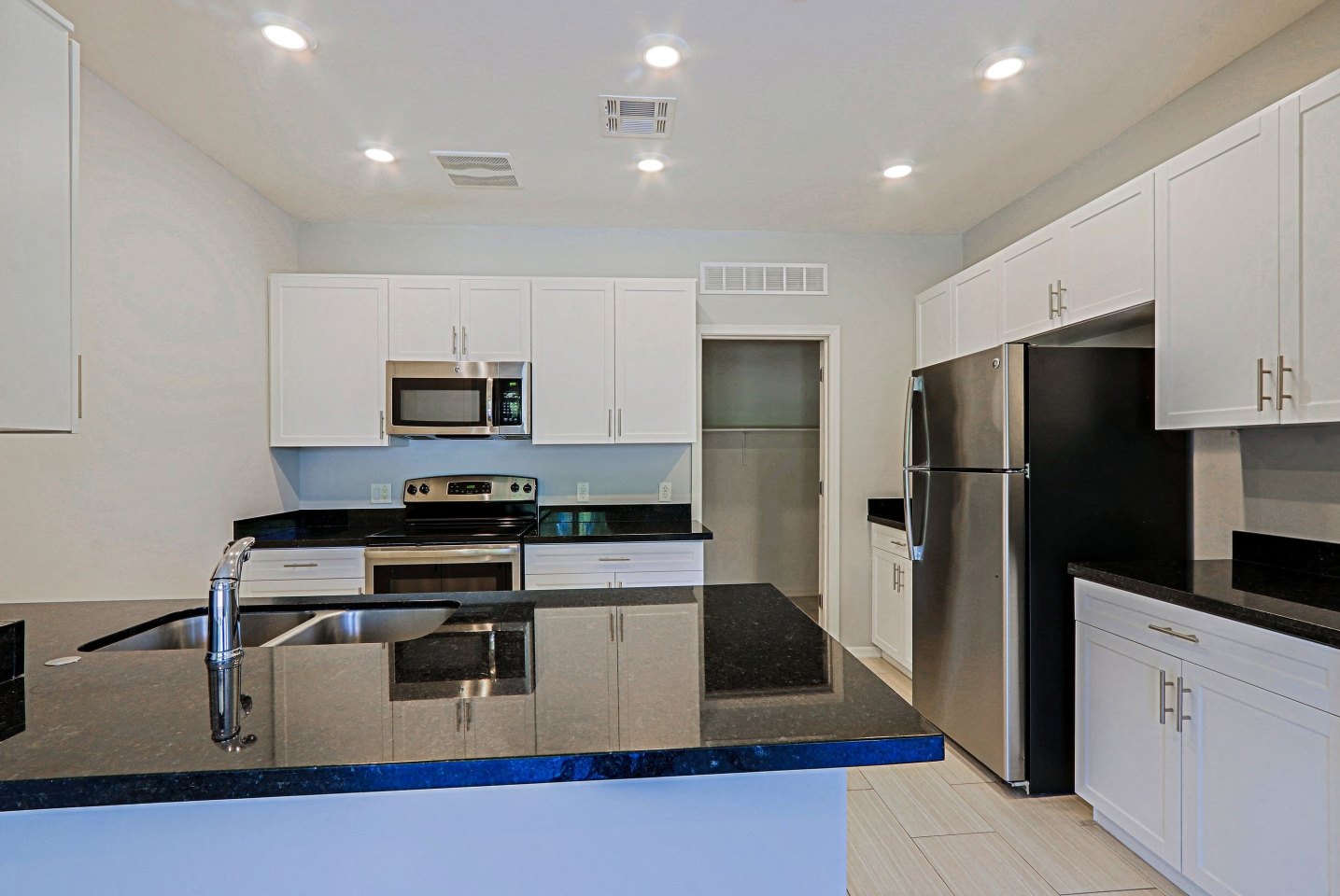 Santana Ridge Image 2
