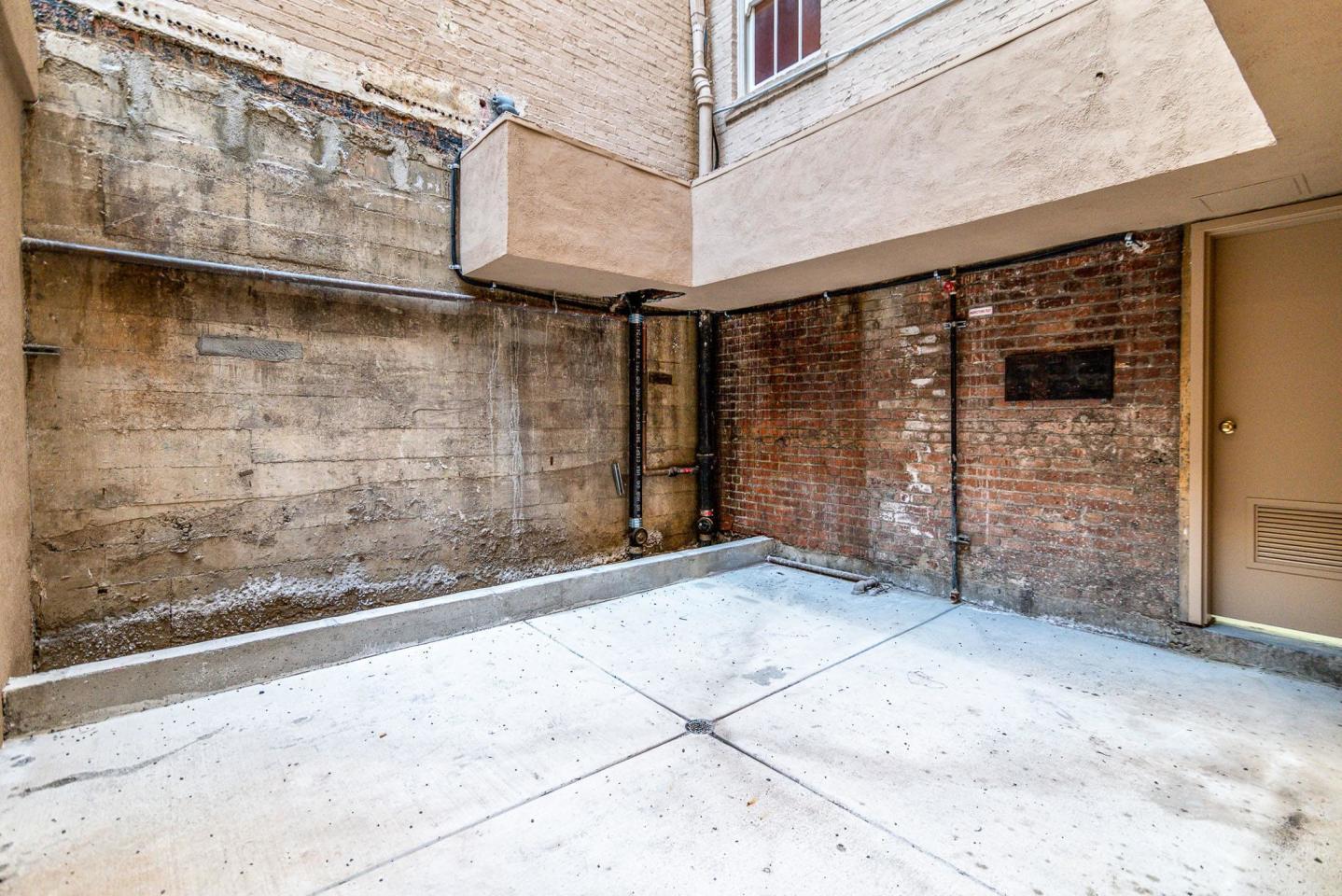 655 POWELL Apartments Image 31