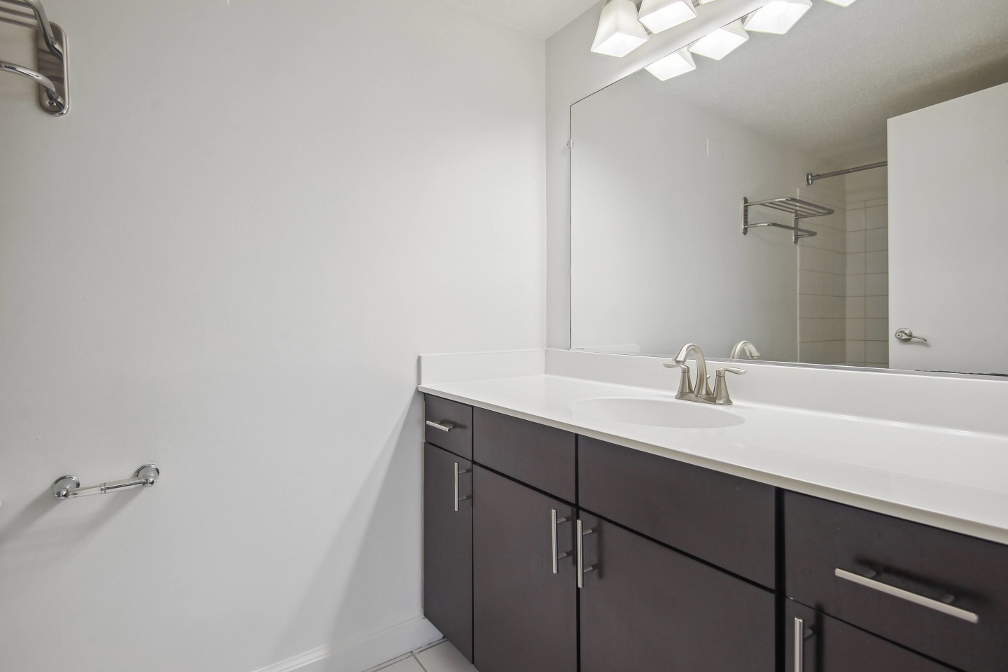 Broadstone Van Dorn Image 32