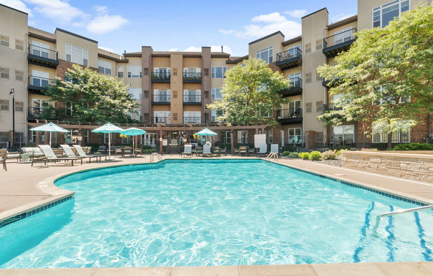 The Landings at Silver Lake Village Image 19