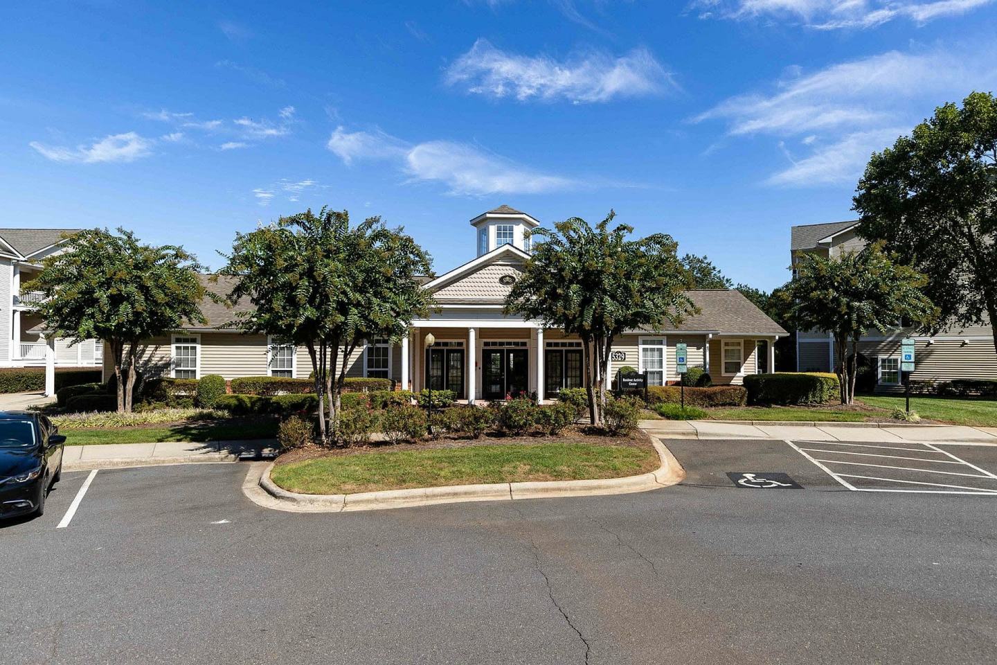 Abberly Woods Apartment Homes Image 13