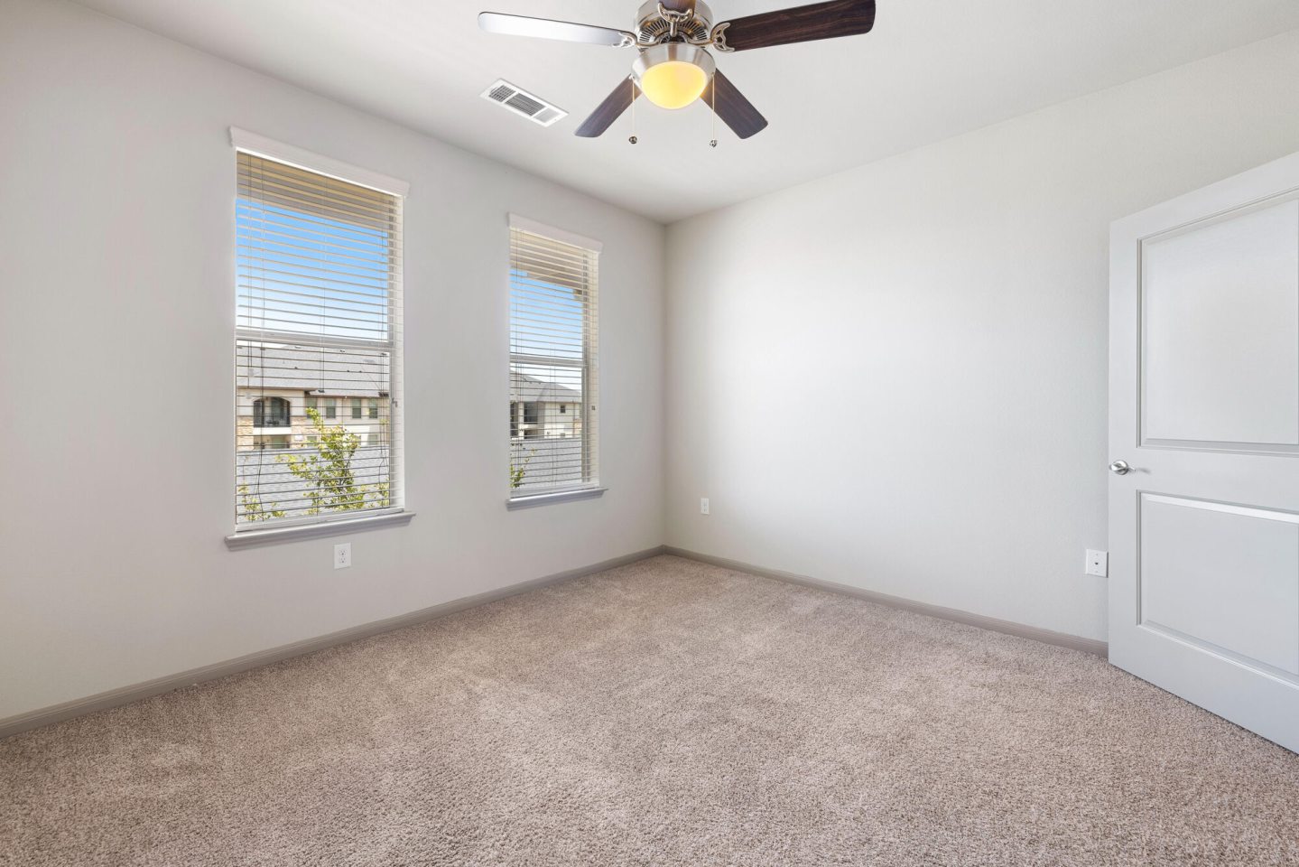 Olympus at Waterside Estates Image 79