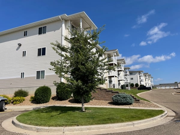 Hawk Pointe Apartments Image 16