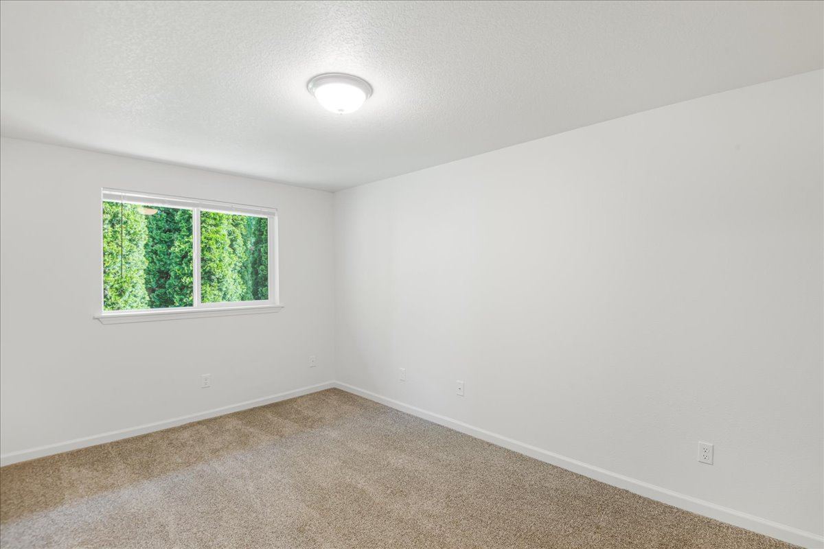 Lincoln Townhomes Image 21