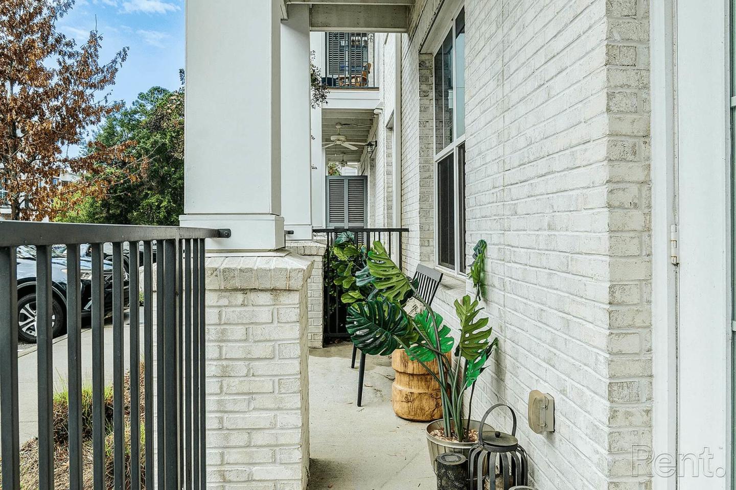 Avalon at James Island Image 12