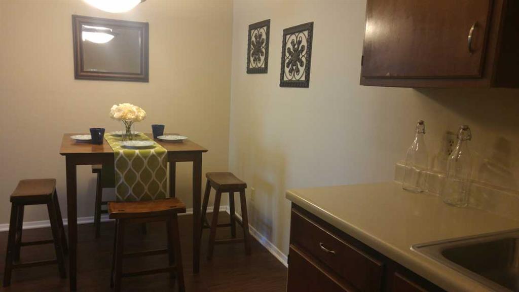 Hunters Point Apartments Image 30