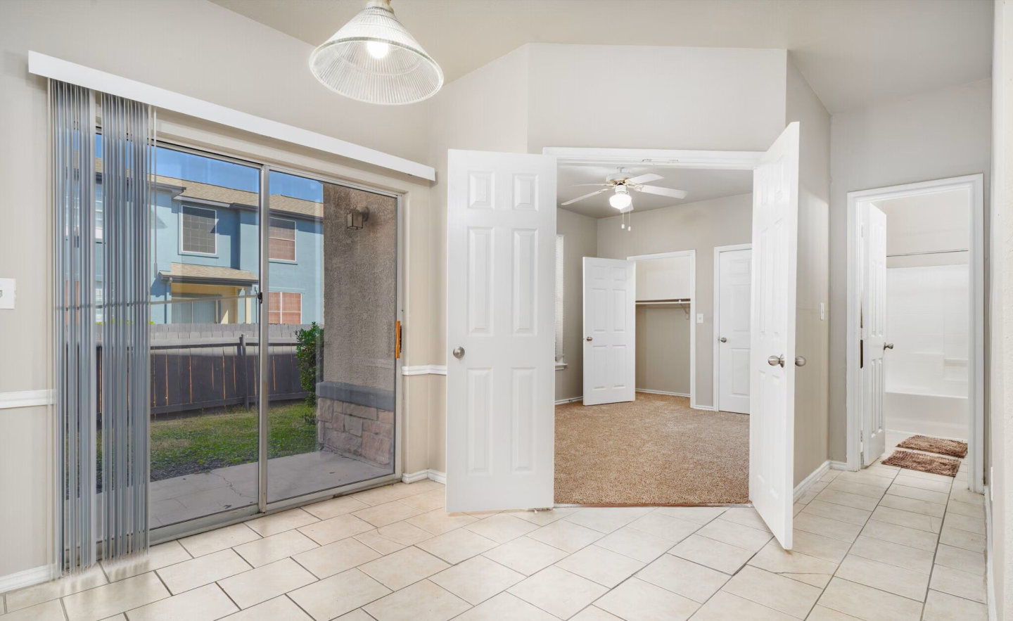 Houston Street Townhomes Image 12