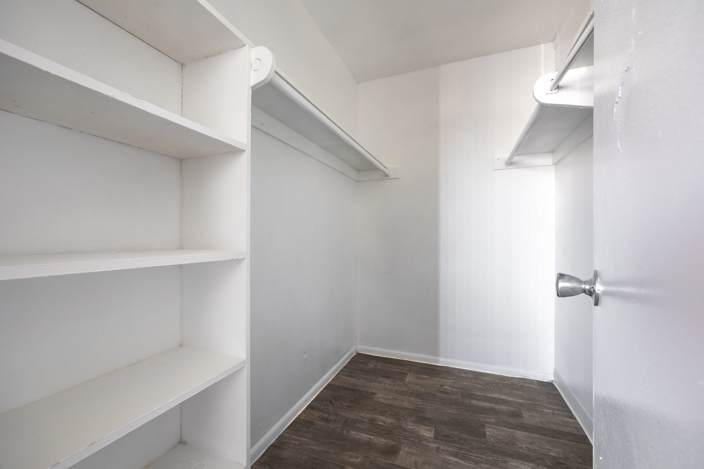 Park West Apartments Image 7