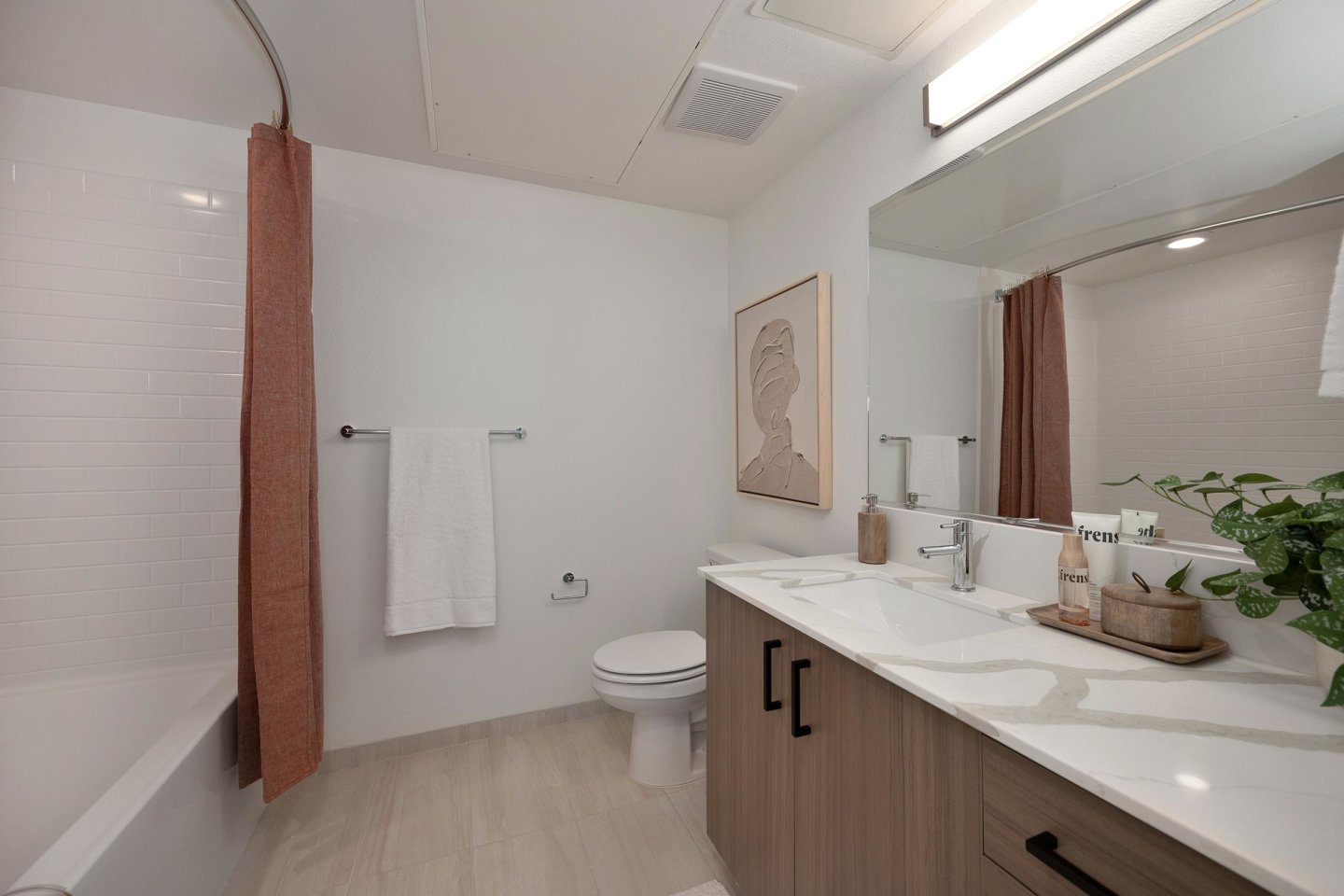 Halcyon Apartments Image 115