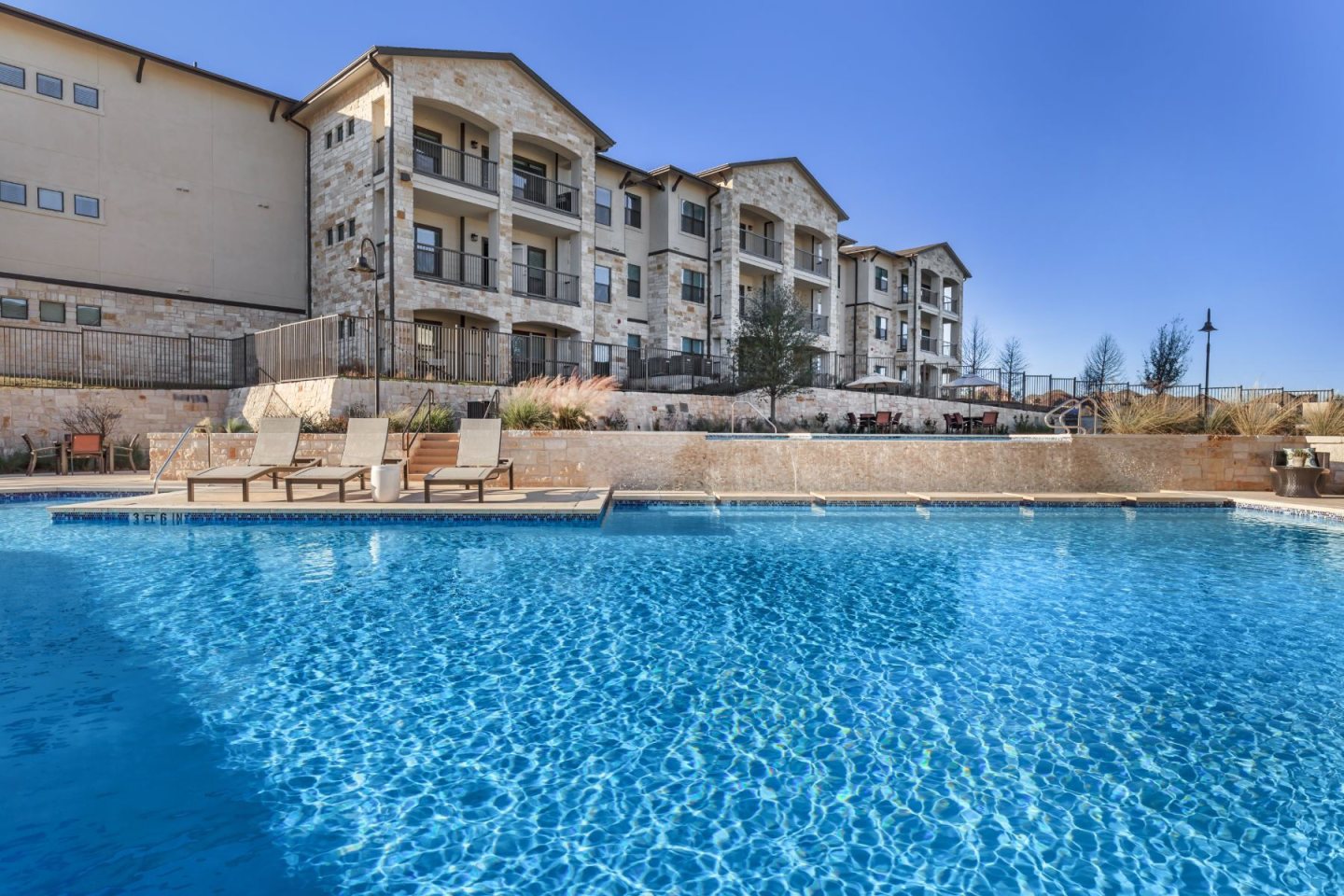 Agora Stone Oak Image 9