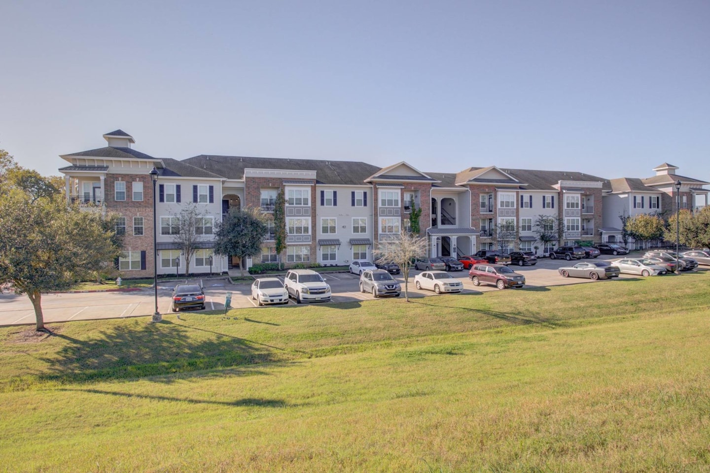 Heritage Grand at Sienna Apartments Image 1
