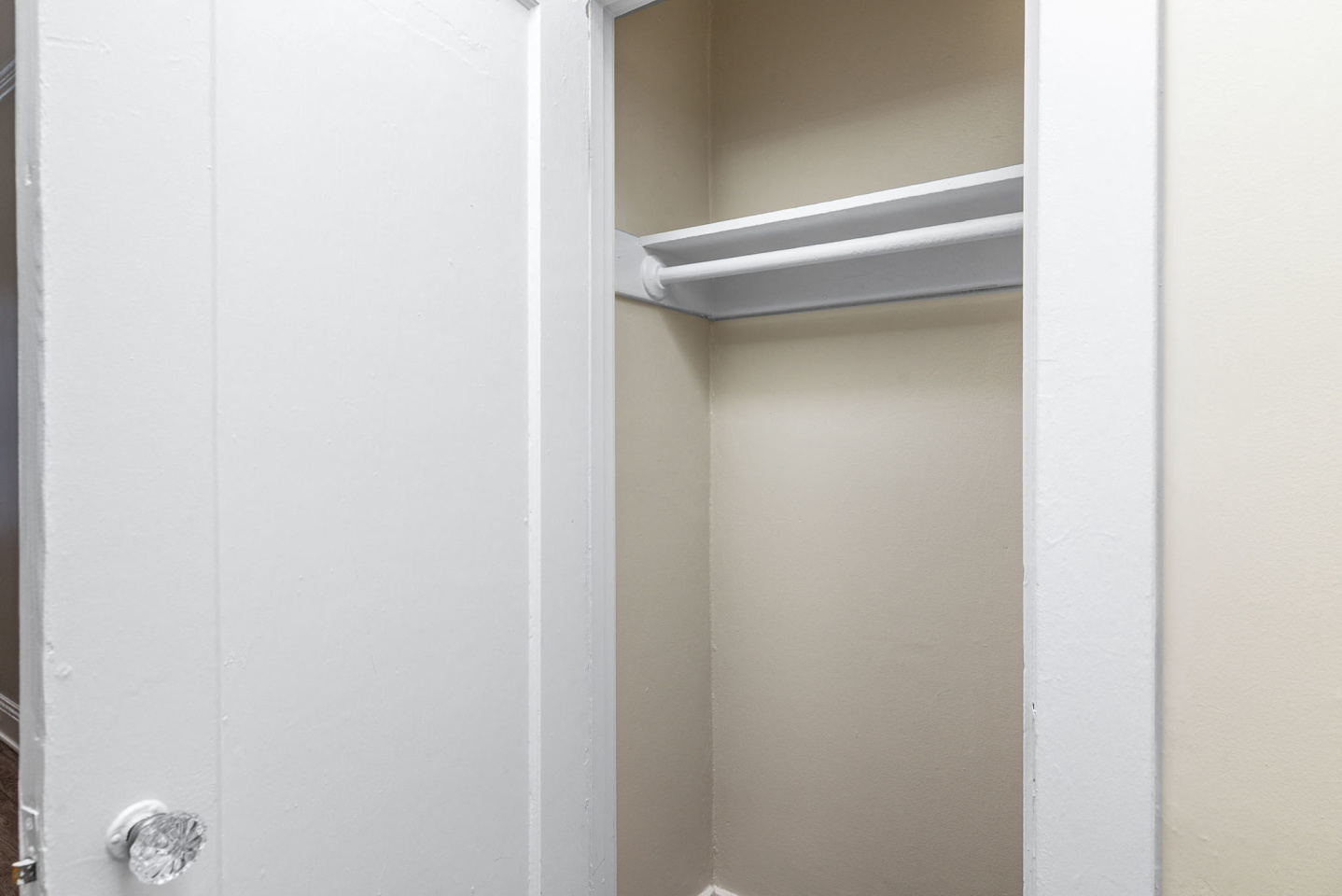 320 Turk Apartments Image 35
