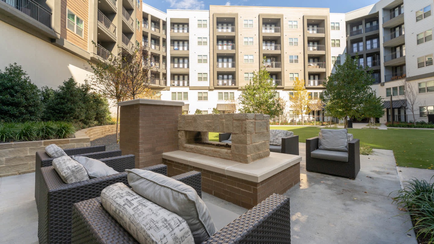Olivian at the Realm Apartments Image 49