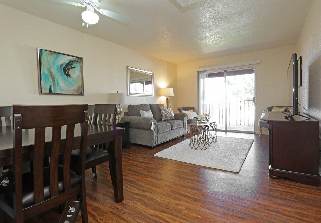 Vista Village Image 13