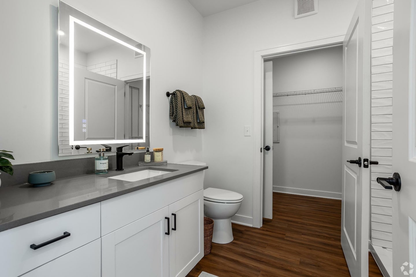 Fifth x Northwest Image 19